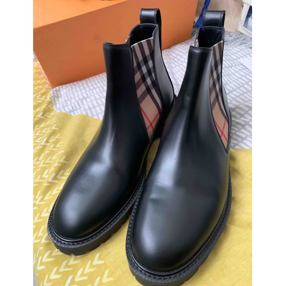 Burberry Leather Chelsea Boots - Picture 2 of 7
